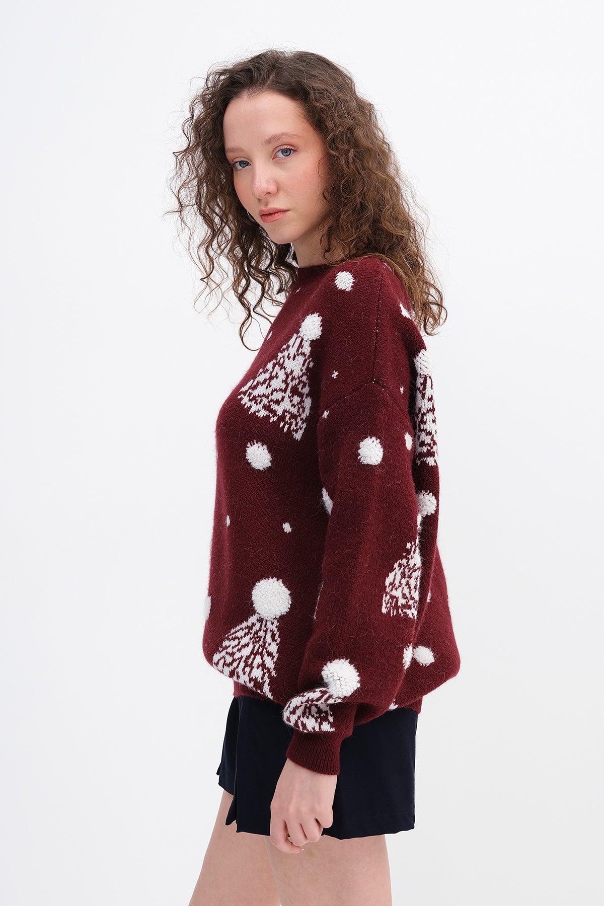 Light-Burgundy_Christmas-Themed-Knit-Sweater-addax