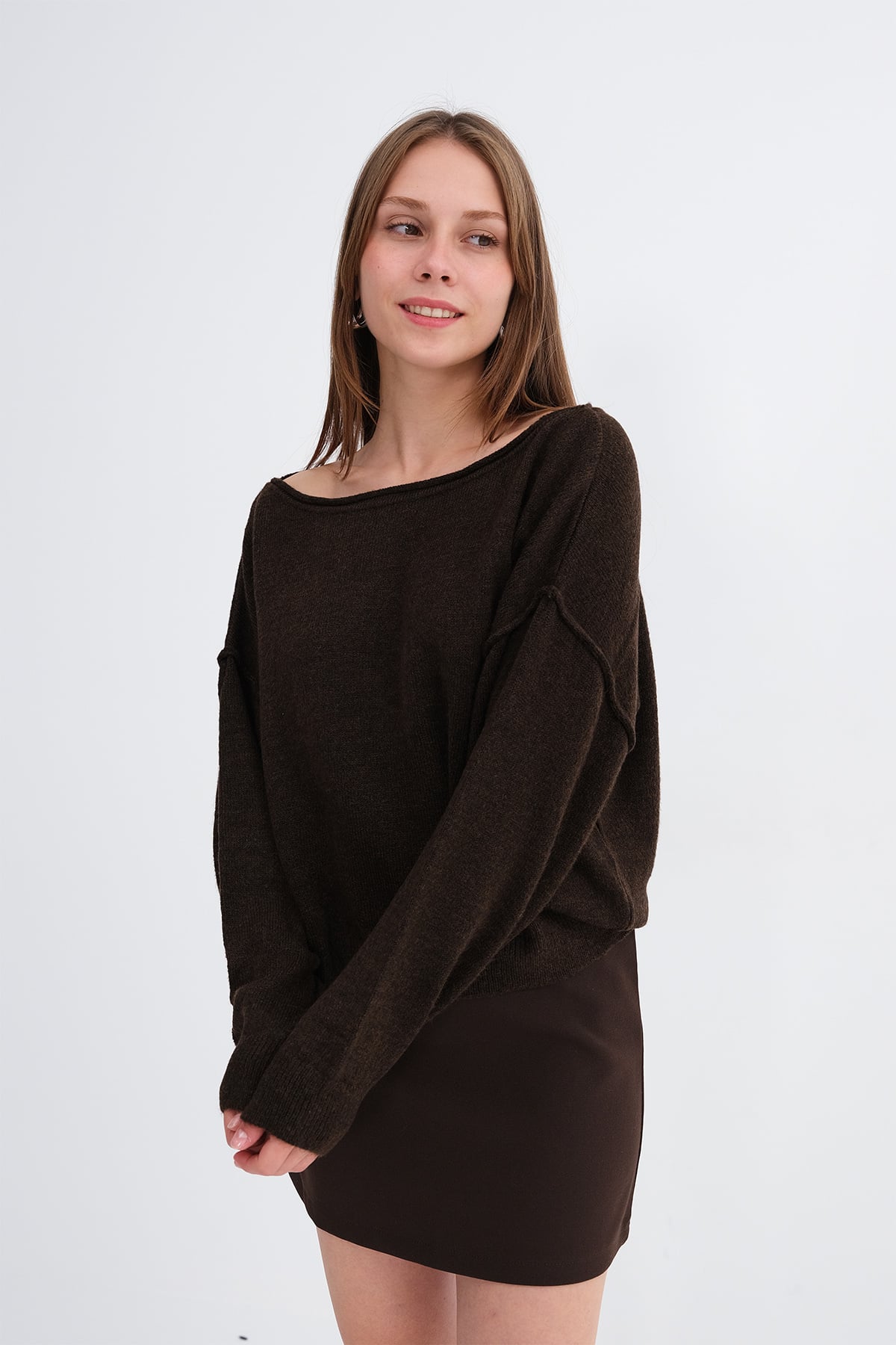 Bitter-Coffee_Boat-Neck-Knit-Sweater-addax