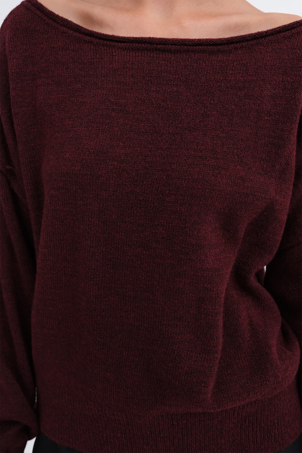 Light-Burgundy_Boat-Neck-Knit-Sweater-addax