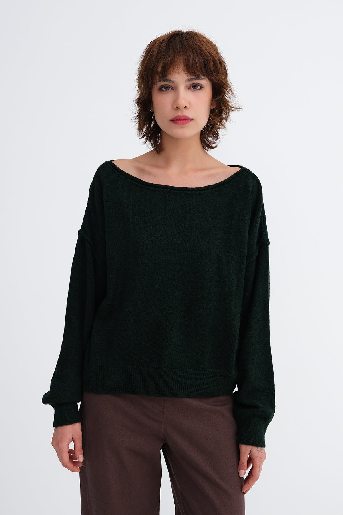 Sapphire_Boat-Neck-Knit-Sweater-addax