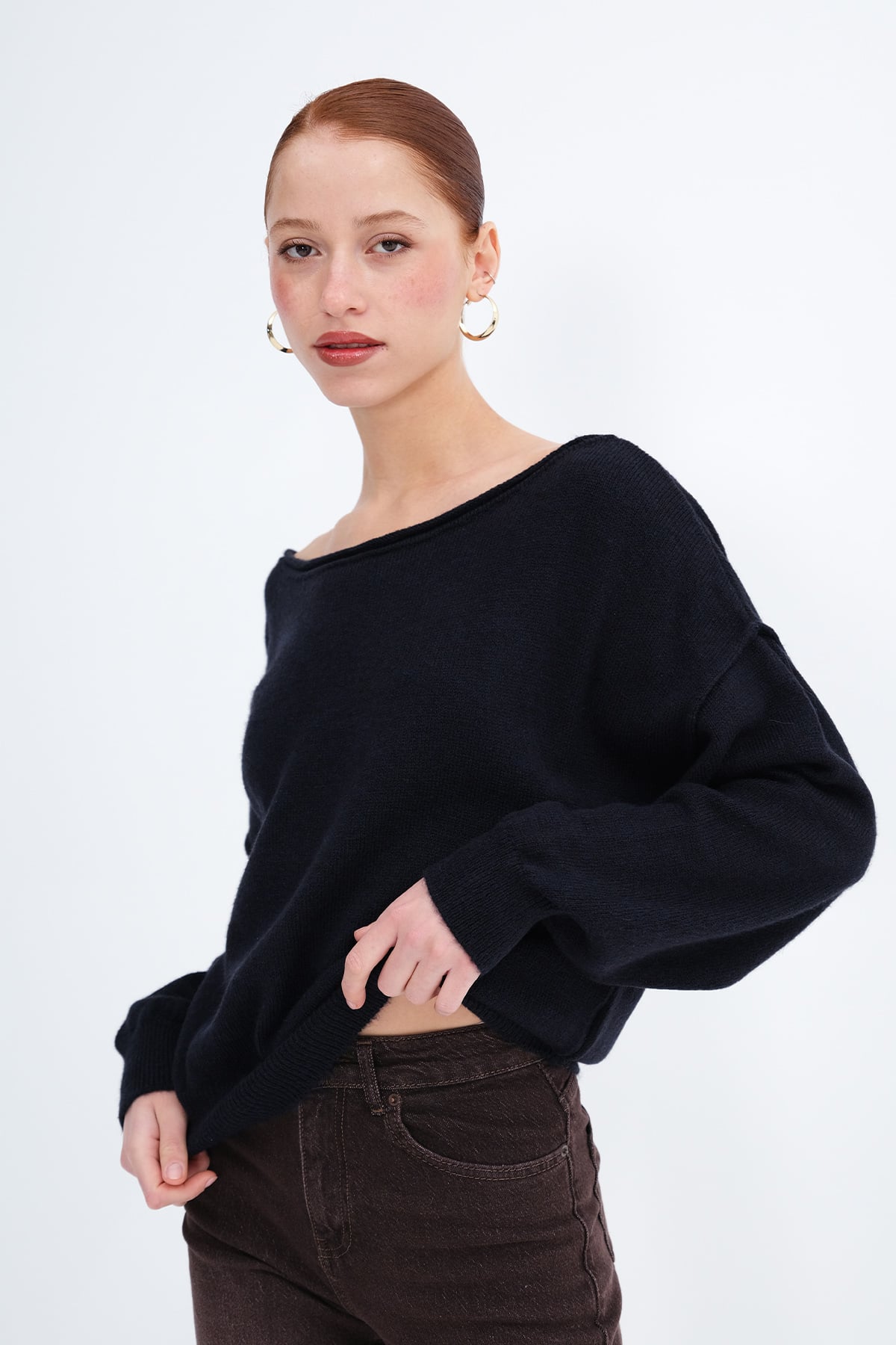 Ocean_Boat-Neck-Knit-Sweater-addax