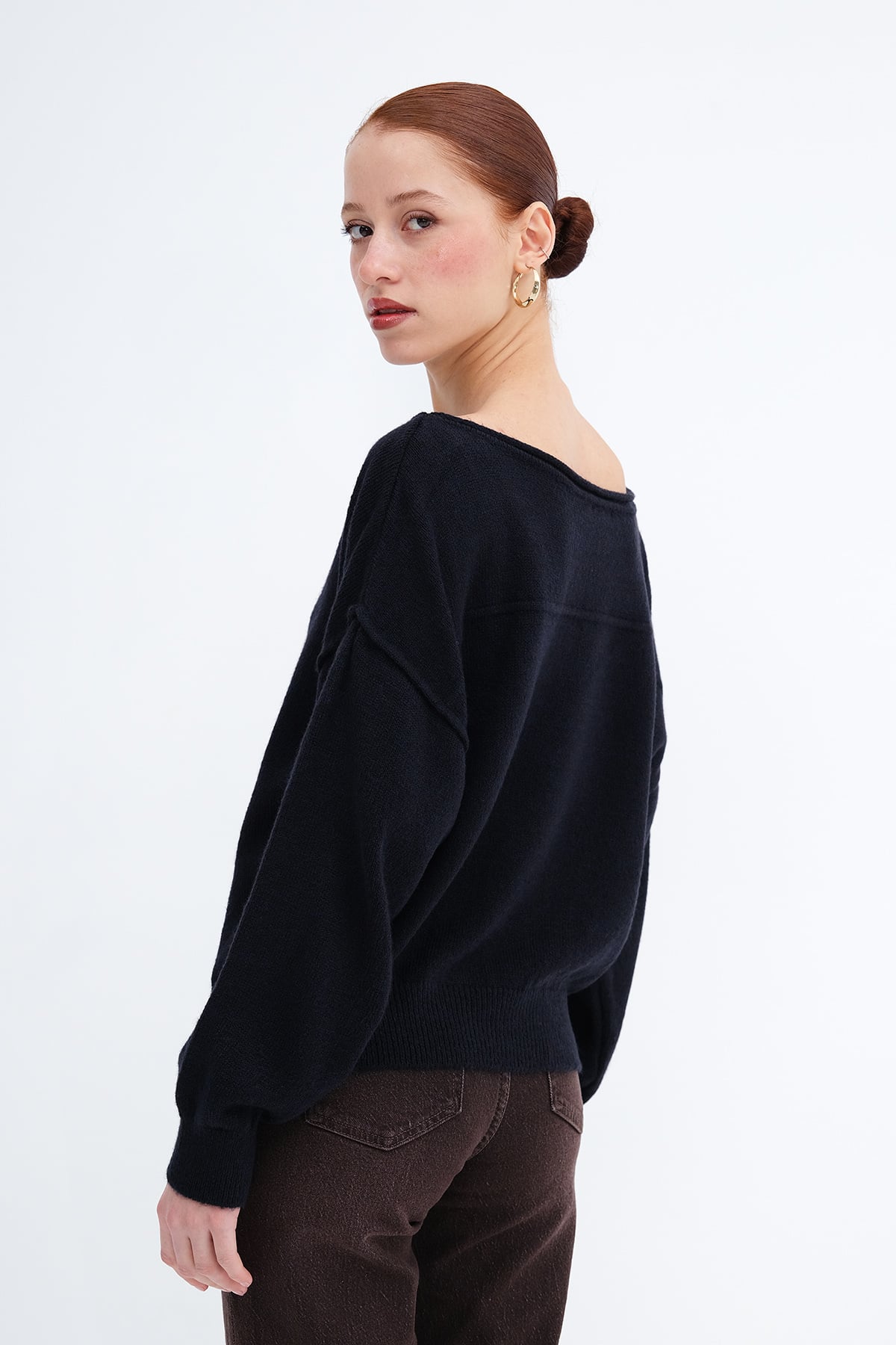 Ocean_Boat-Neck-Knit-Sweater-addax