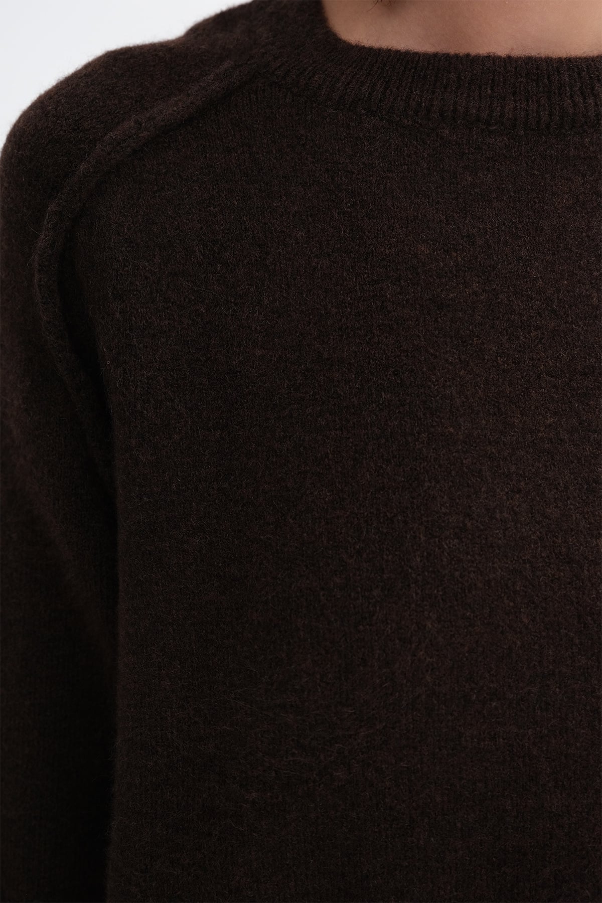 Bitter-Coffee_Crew-Neck-Knit-Sweater-addax