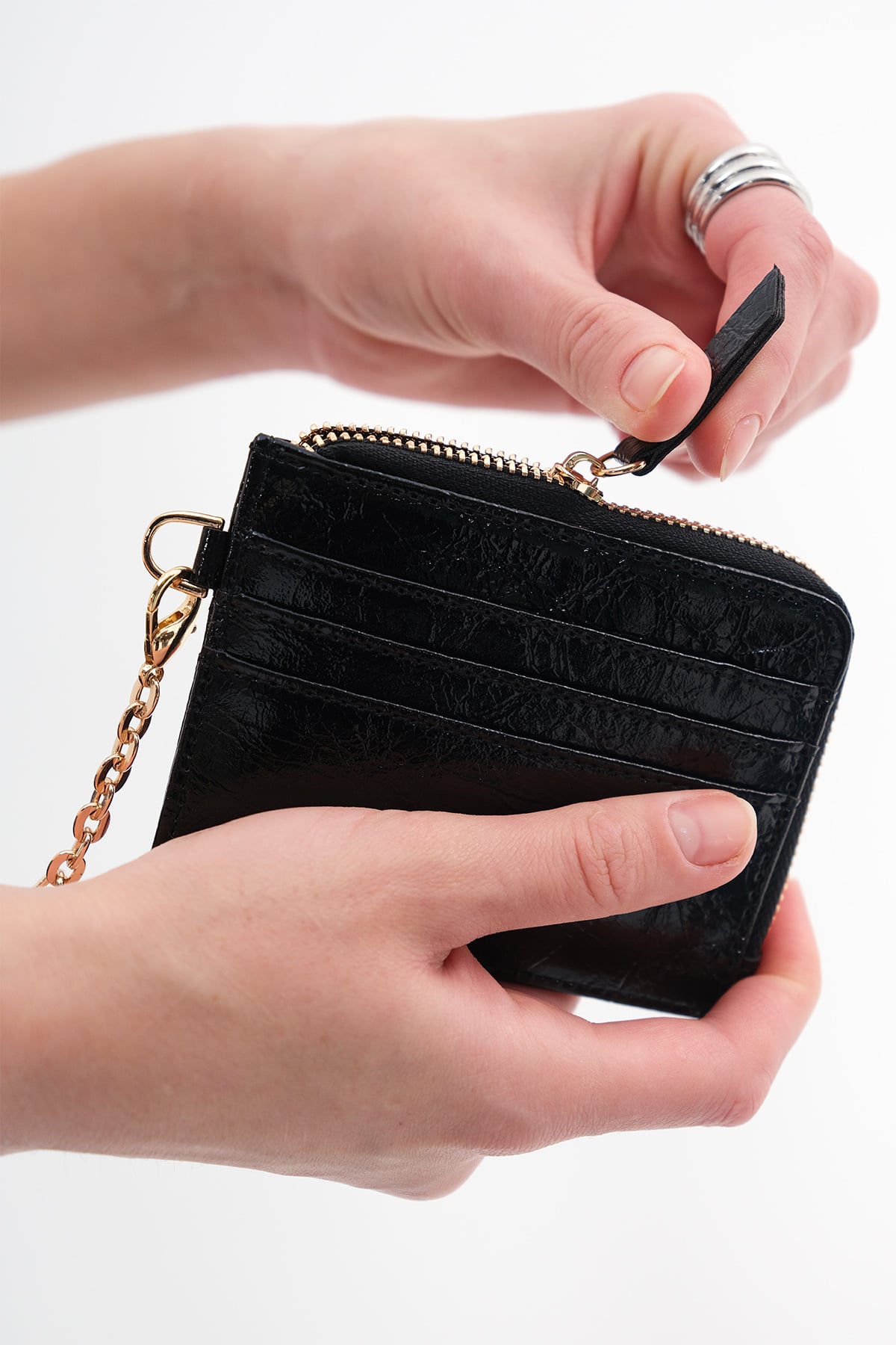 Black_Wallet-addax