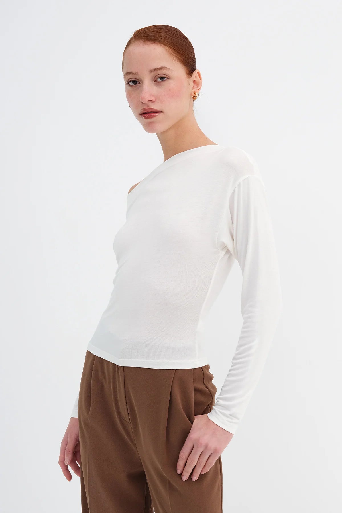 Ecru_Basic-Boat-Neck-Blouse-addax