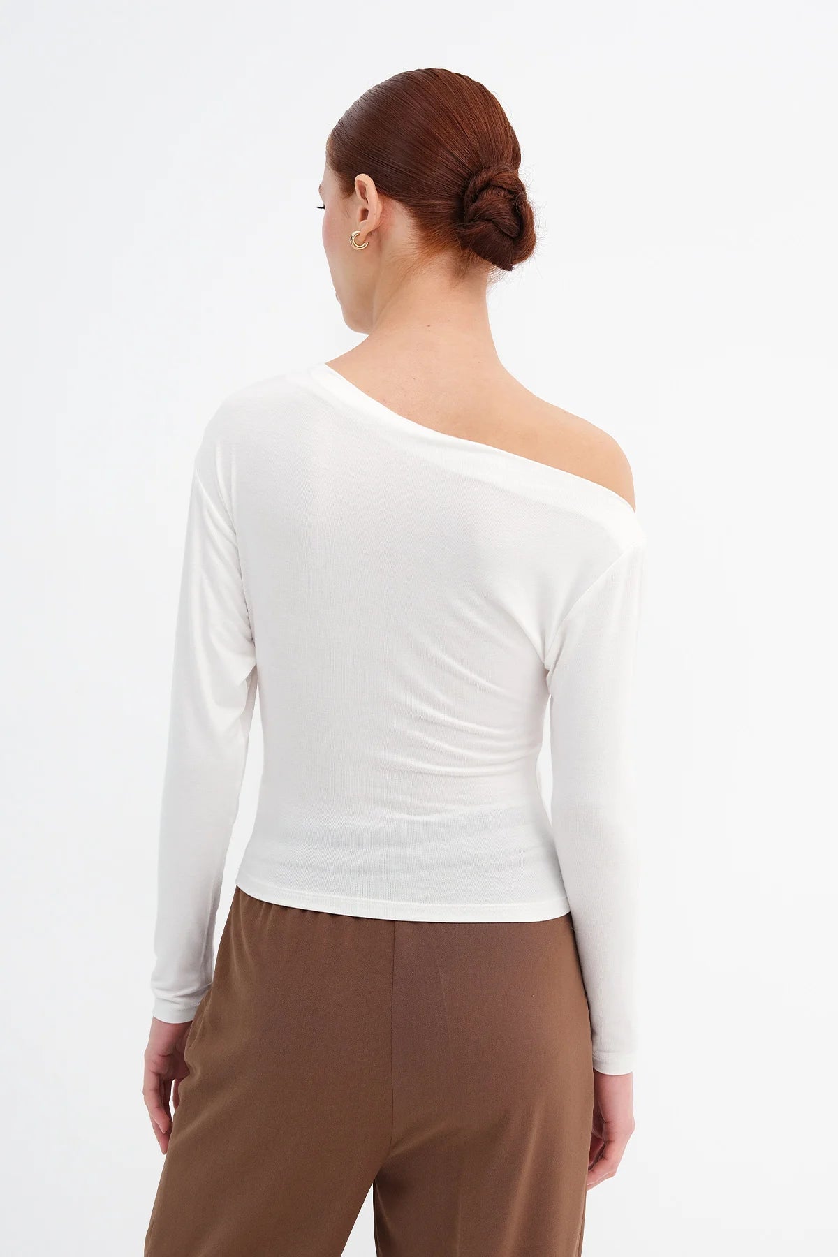 Ecru_Basic-Boat-Neck-Blouse-addax