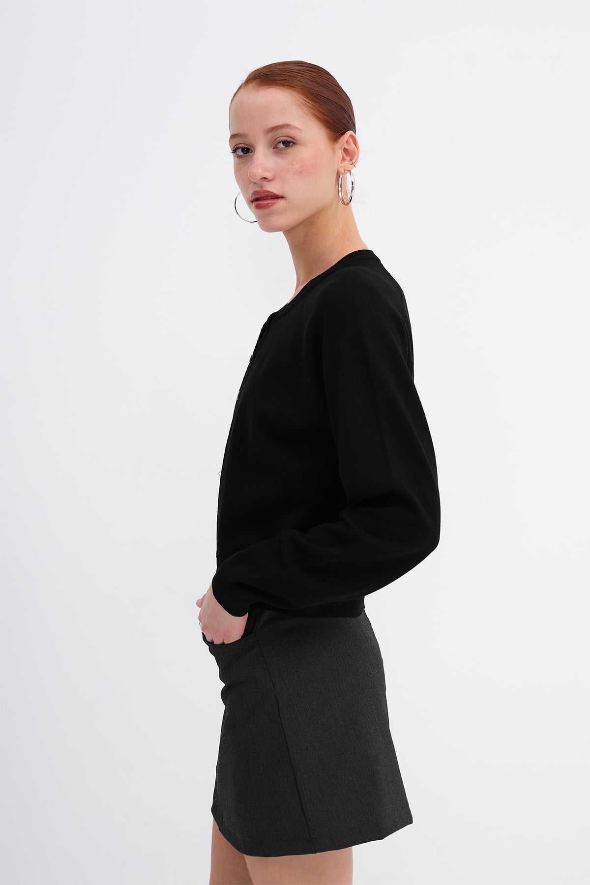 Black_Buttoned-Knit-Cardigan-addax