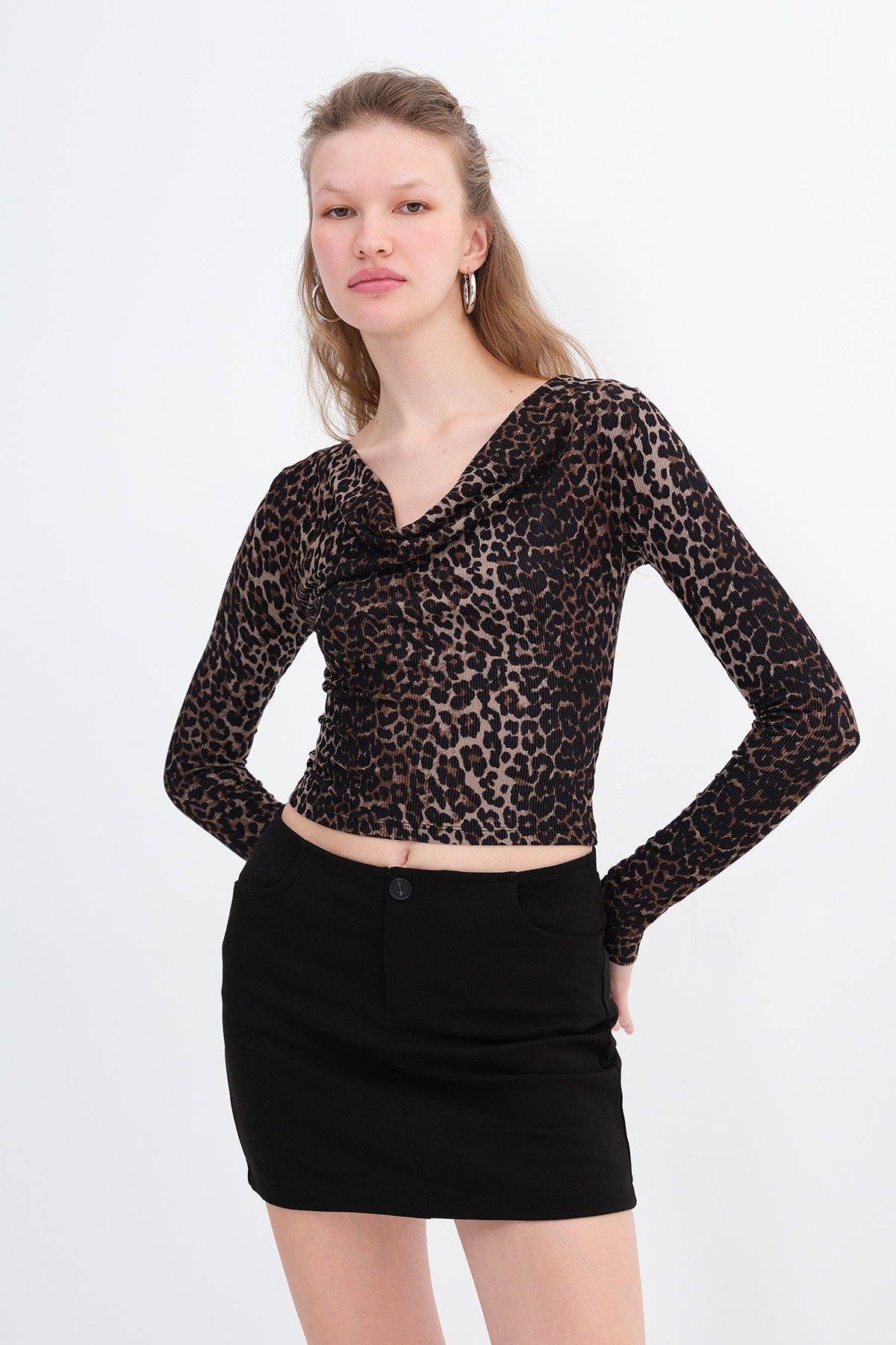 Leopard_Leopard-Print-Cowl-Neck-Top-addax
