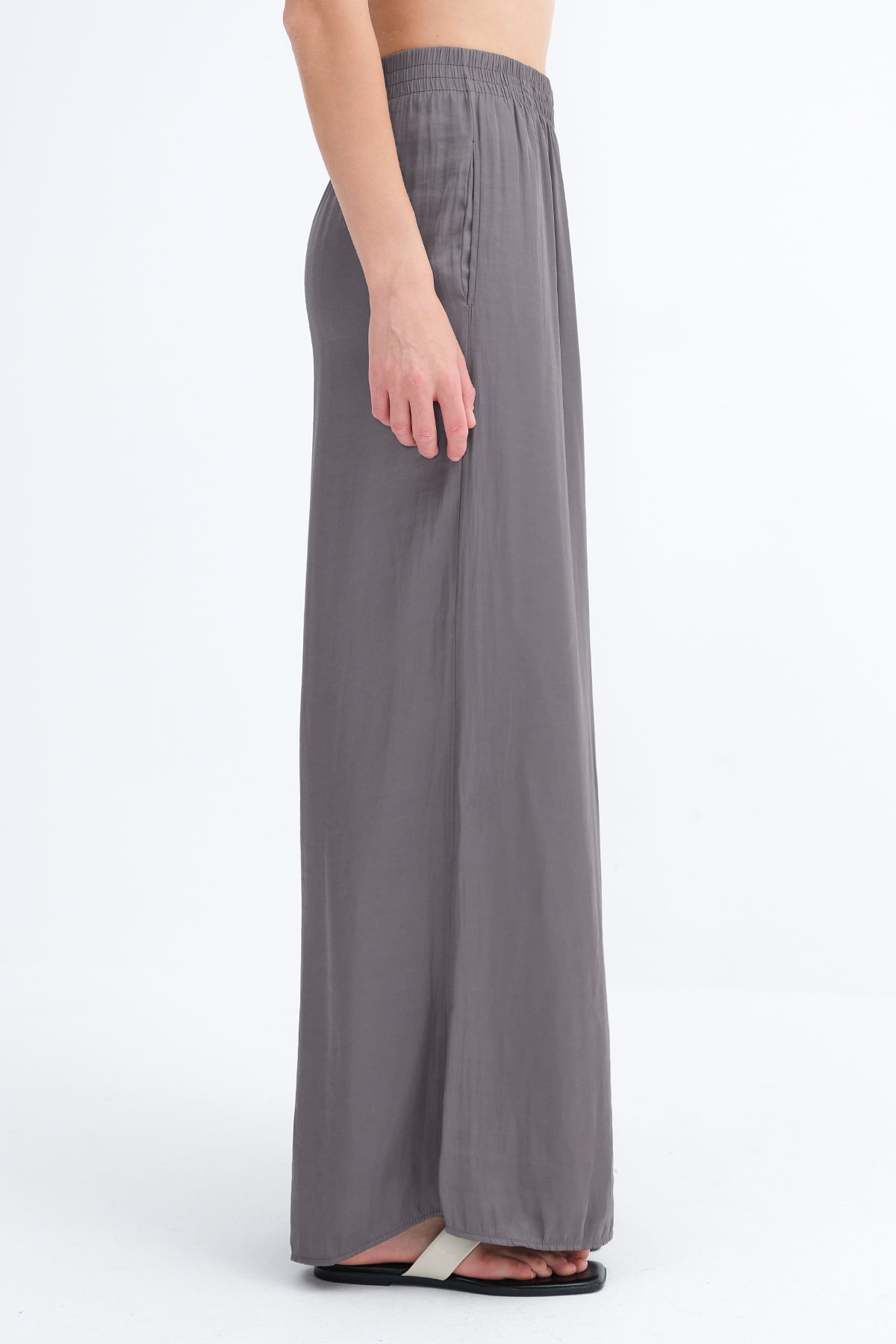 Charcoal_Satin-Wide-Leg-Pants-addax