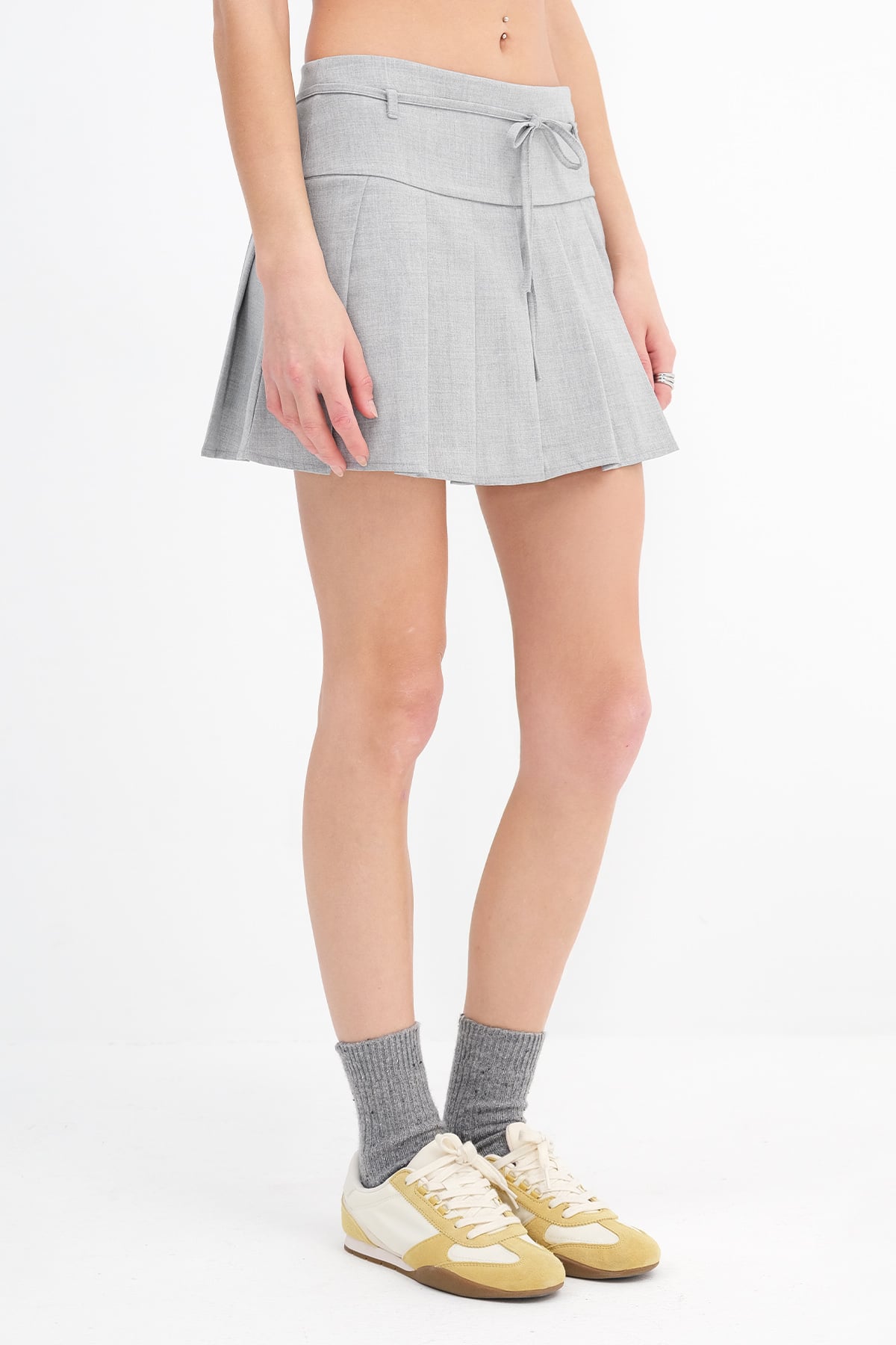 Grey_Pleated-Mini-Skirt-addax