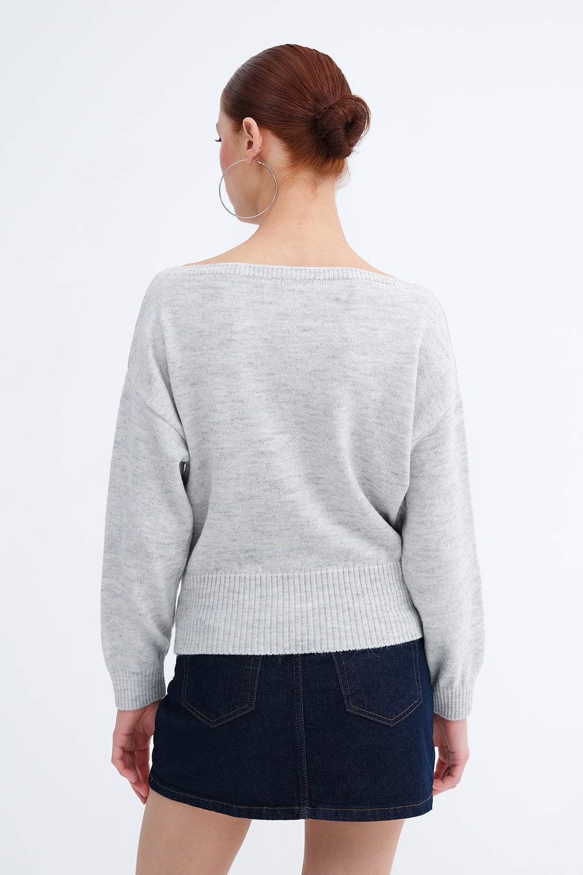 Snow-Melange_Boat-Neck-Knit-Sweater-addax