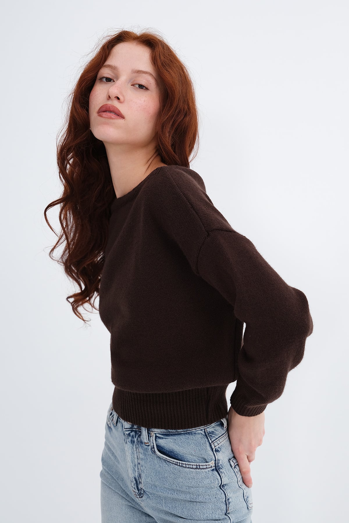 Bitter-Coffee_Boat-Neck-Knit-Sweater-addax