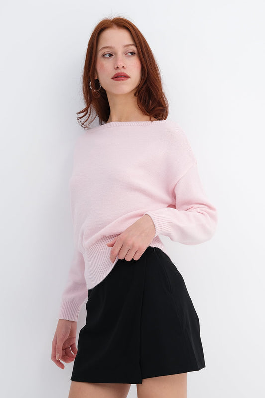 Lotus_Boat-Neck-Knit-Sweater-addax
