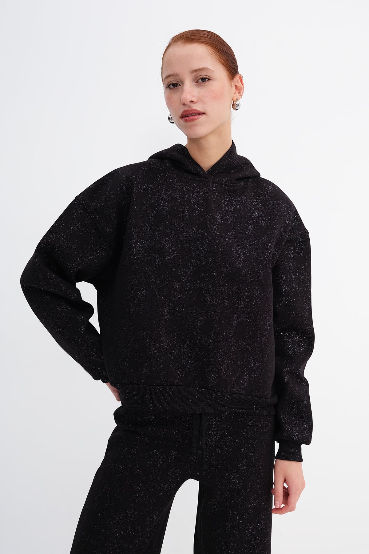 Black_Glitter-Hooded-Sweatshirt-addax