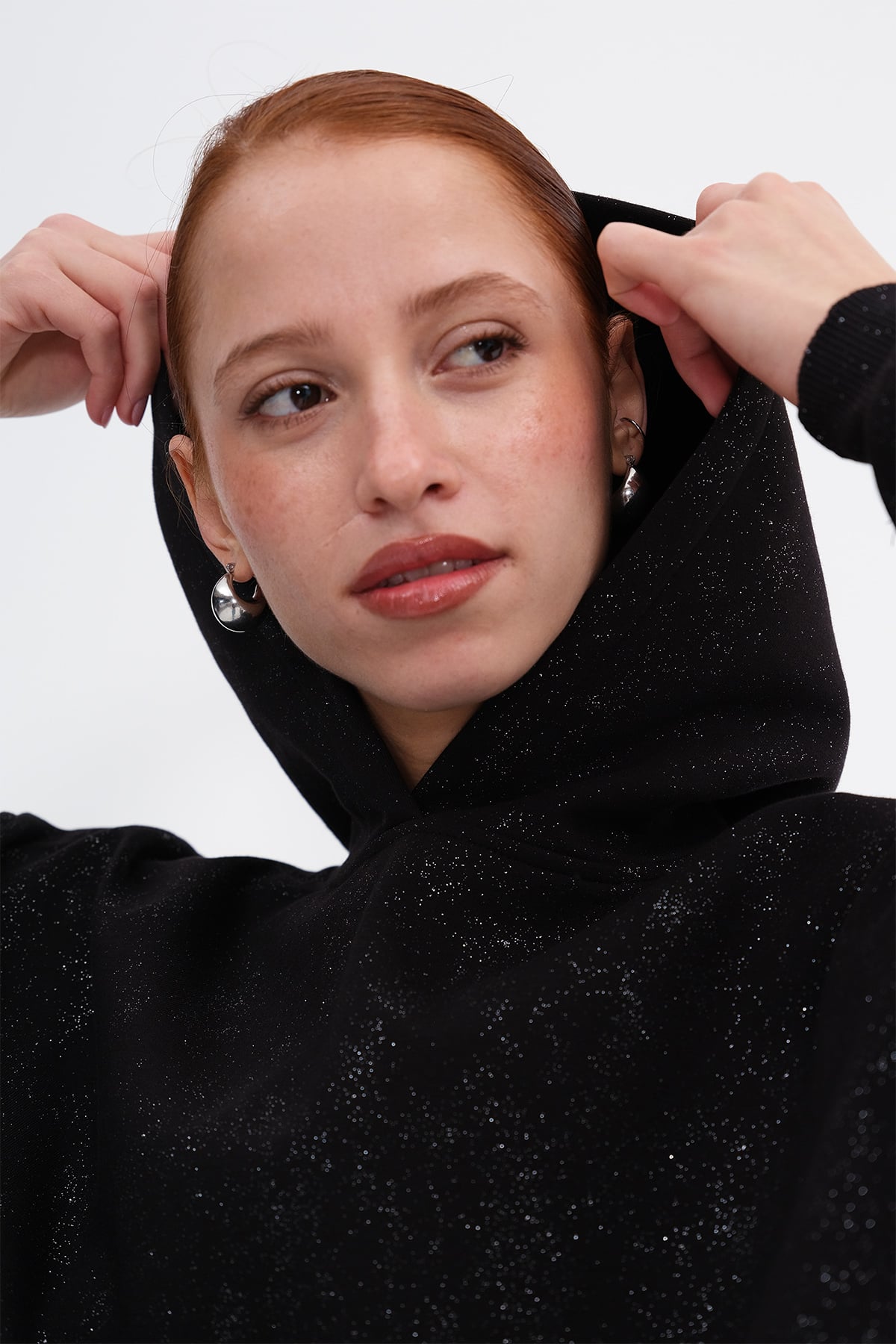 Black_Glitter-Hooded-Sweatshirt-addax