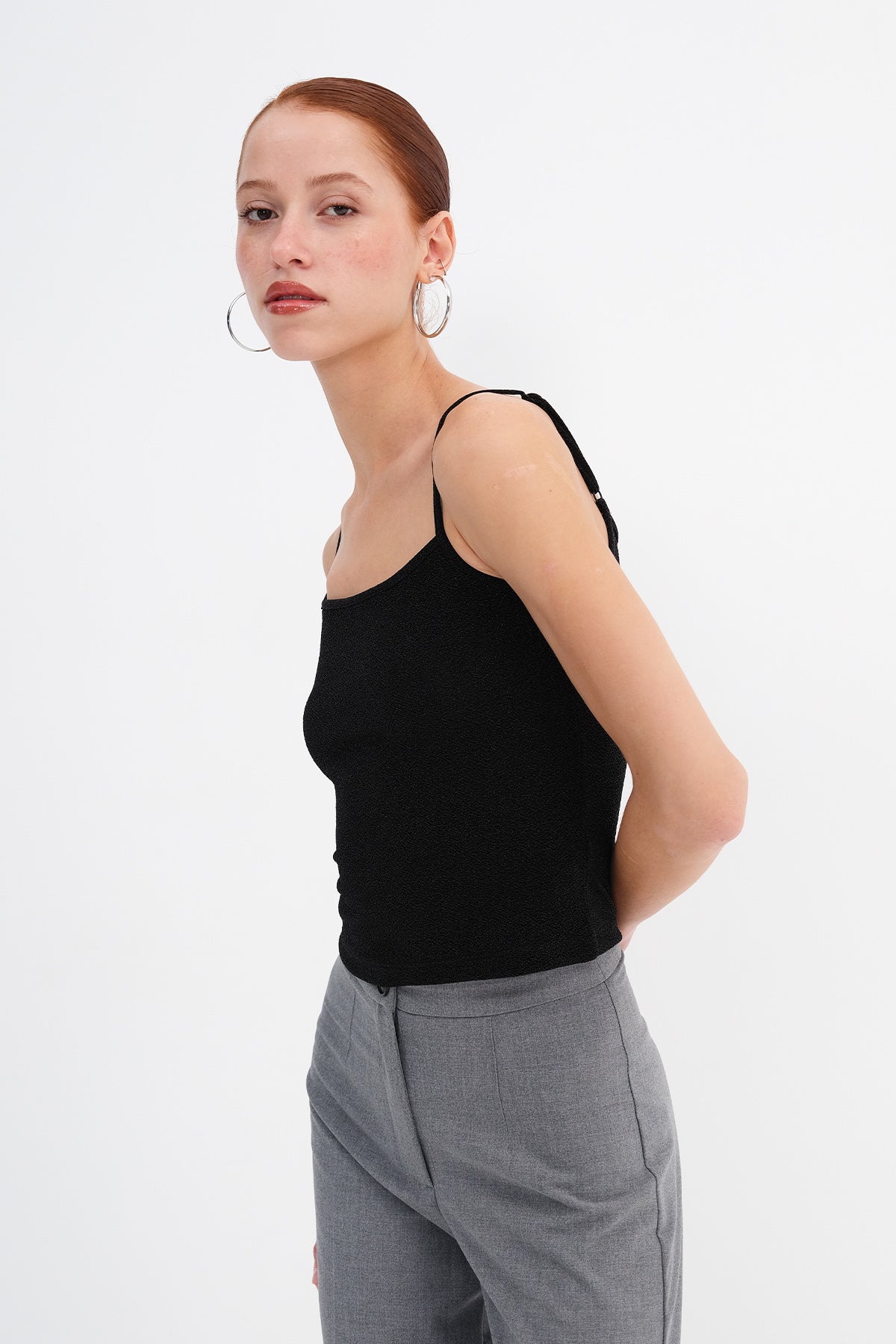 Silvery-Black_Shimmer-Thread-Tank-Top-addax