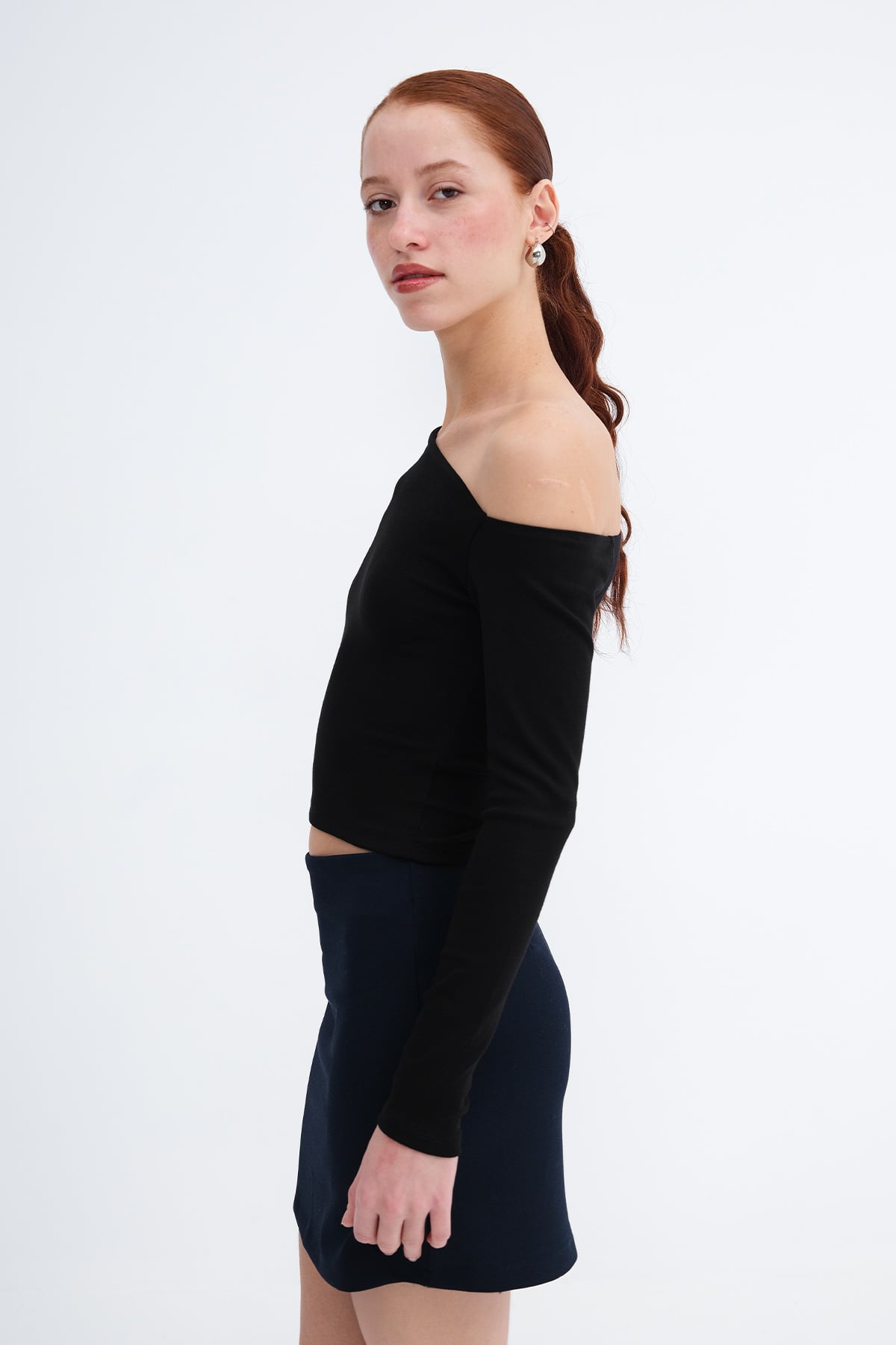 Black_Boat-Neck-Long-Sleeve-Blouse-addax