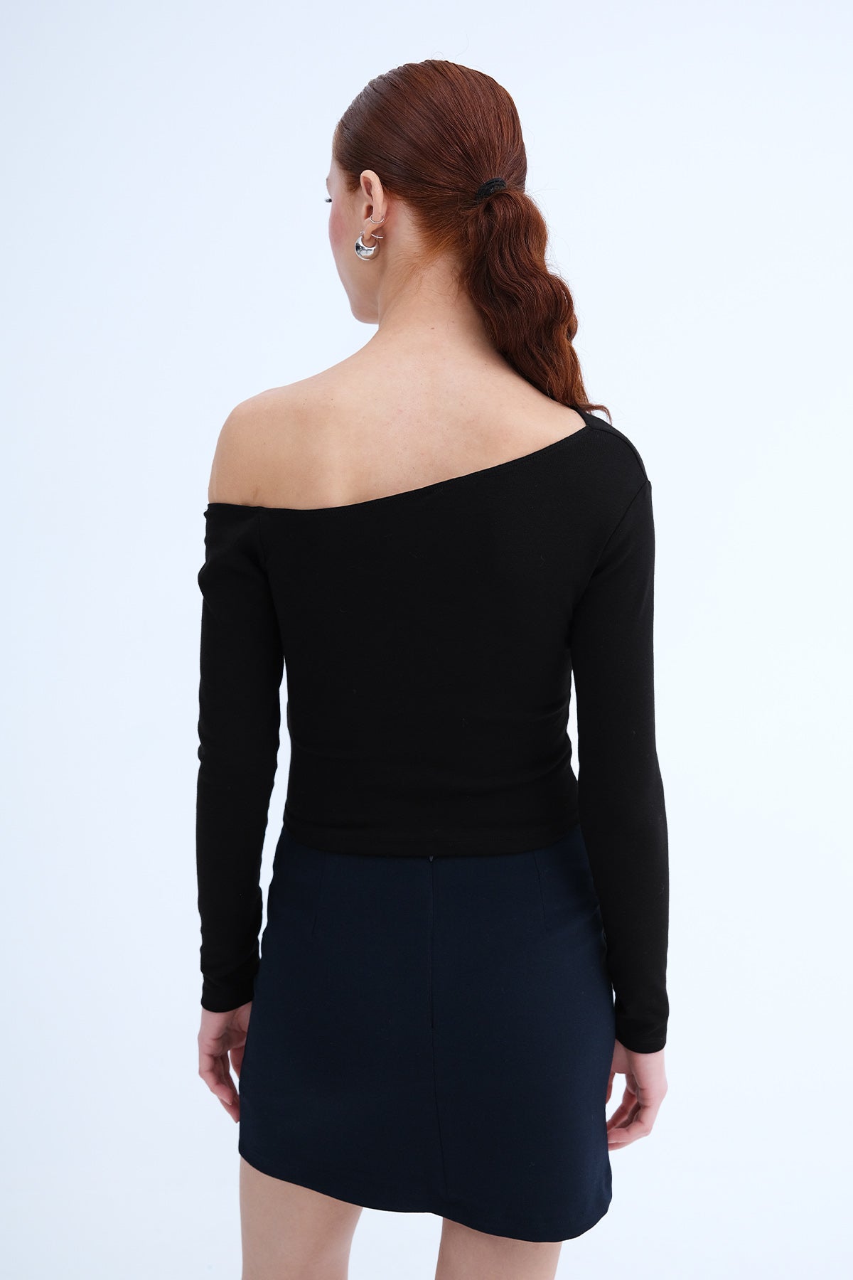 Black_Boat-Neck-Long-Sleeve-Blouse-addax