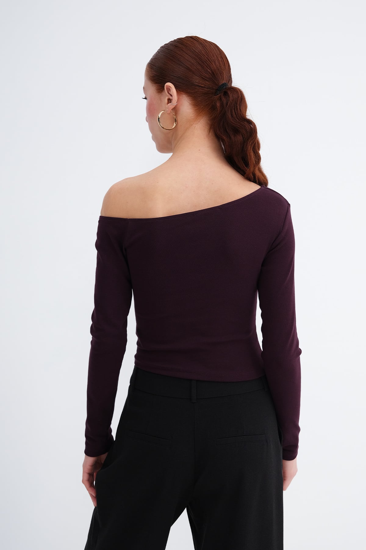 Gardenia_Boat-Neck-Long-Sleeve-Blouse-addax