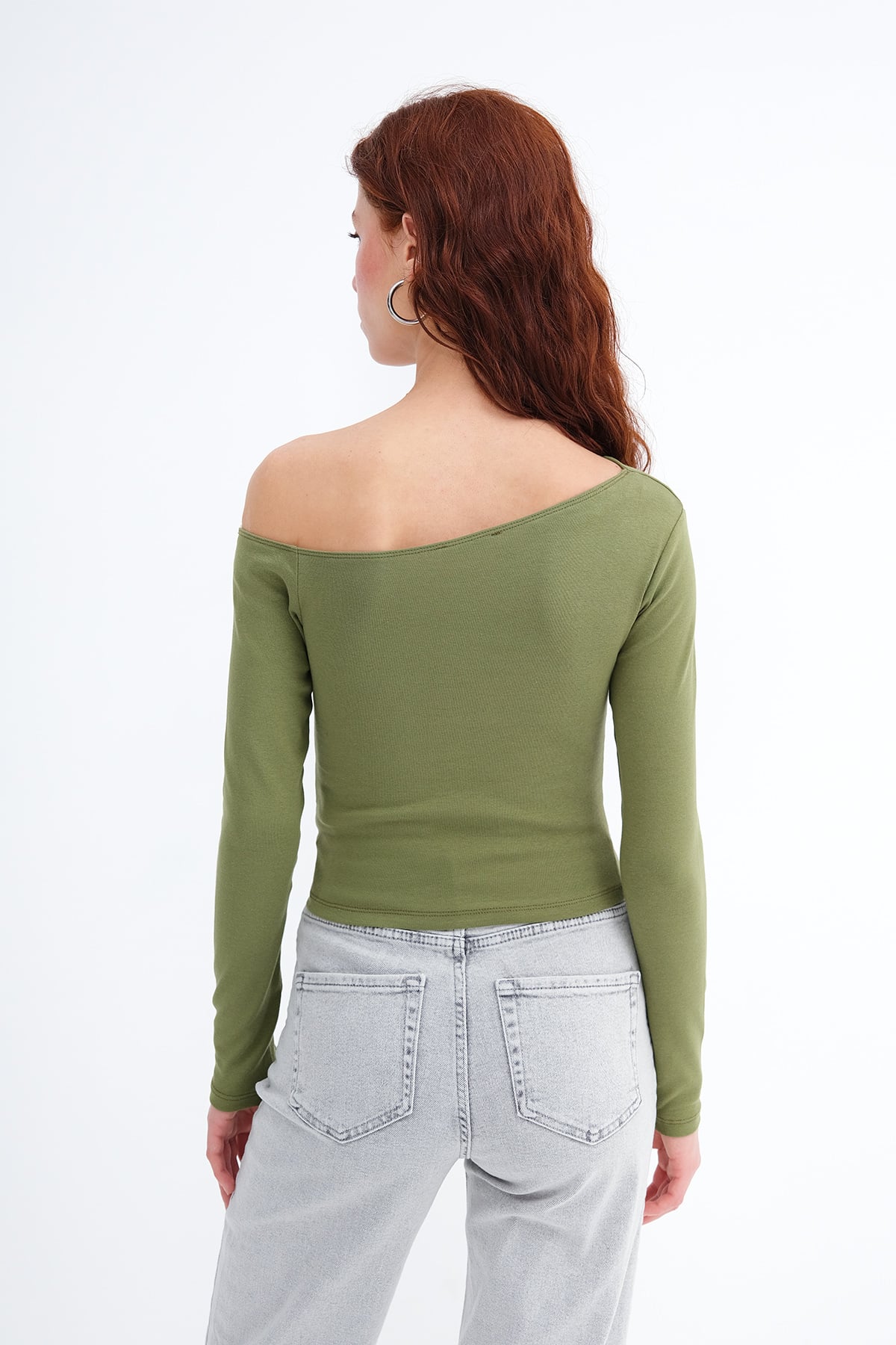 Matcha_Boat-Neck-Long-Sleeve-Blouse-addax