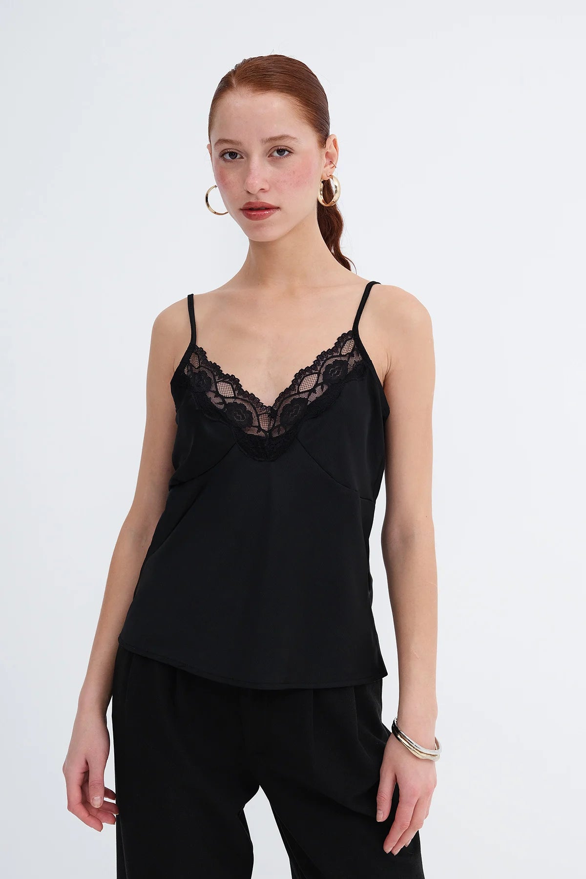 Black_Satın-Strappy-Top-Wıth-Lace-Trım-addax