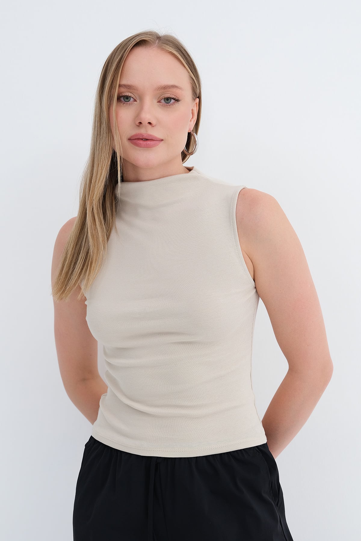 Stone_High-Neck-Tank-Top-addax