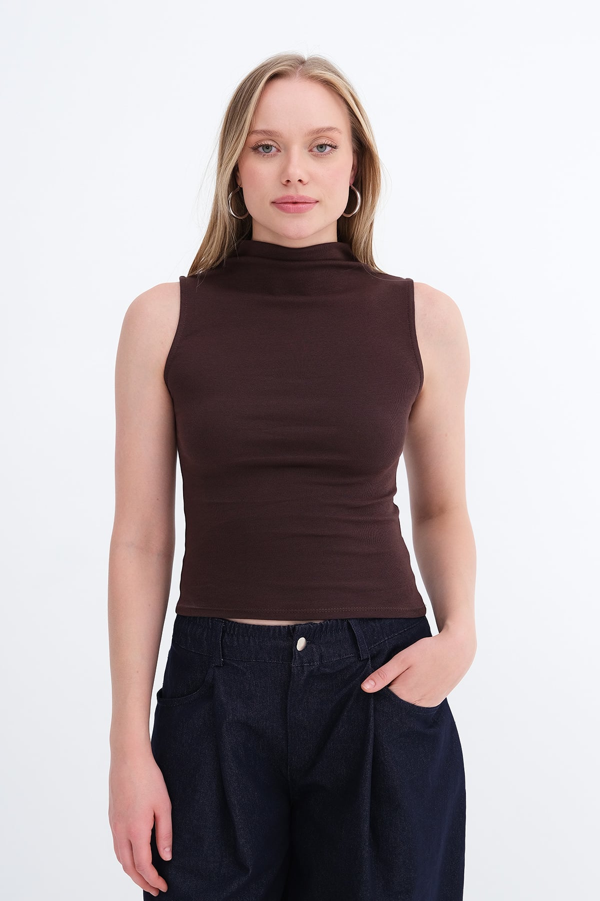 Bitter-Coffee_High-Neck-Tank-Top-addax