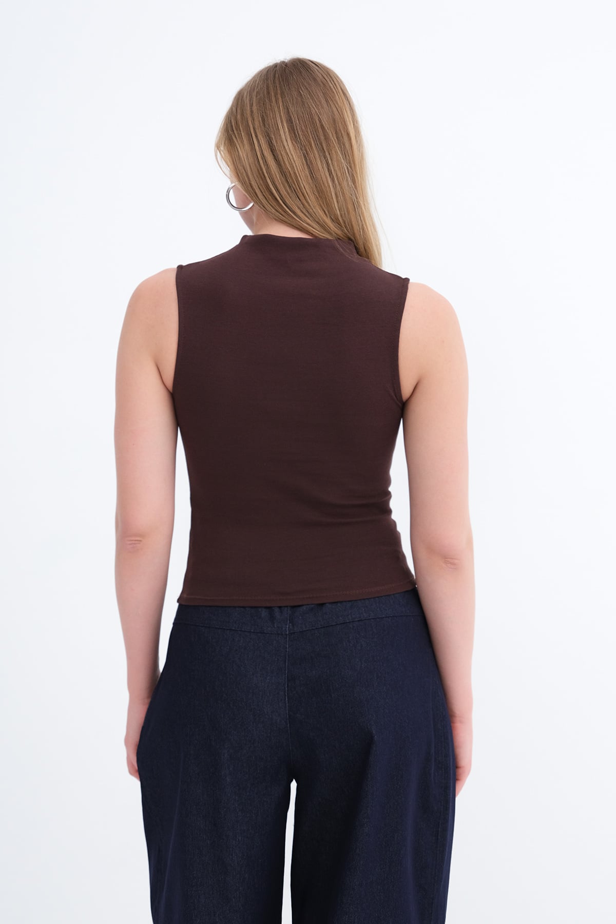 Bitter-Coffee_High-Neck-Tank-Top-addax