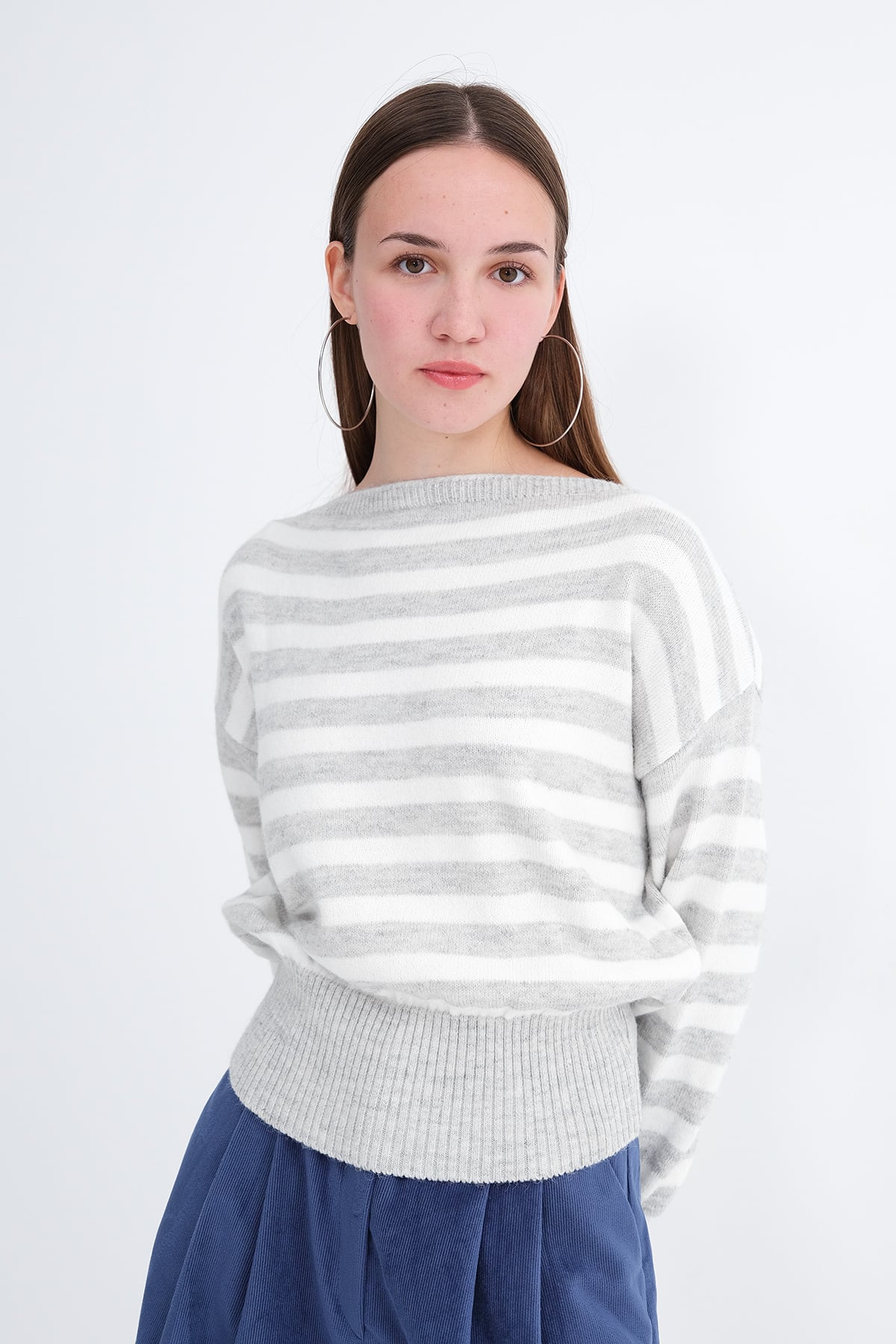 Snow-Melange-Ecru_Boat-Neck-Striped-Knit-Sweater-addax