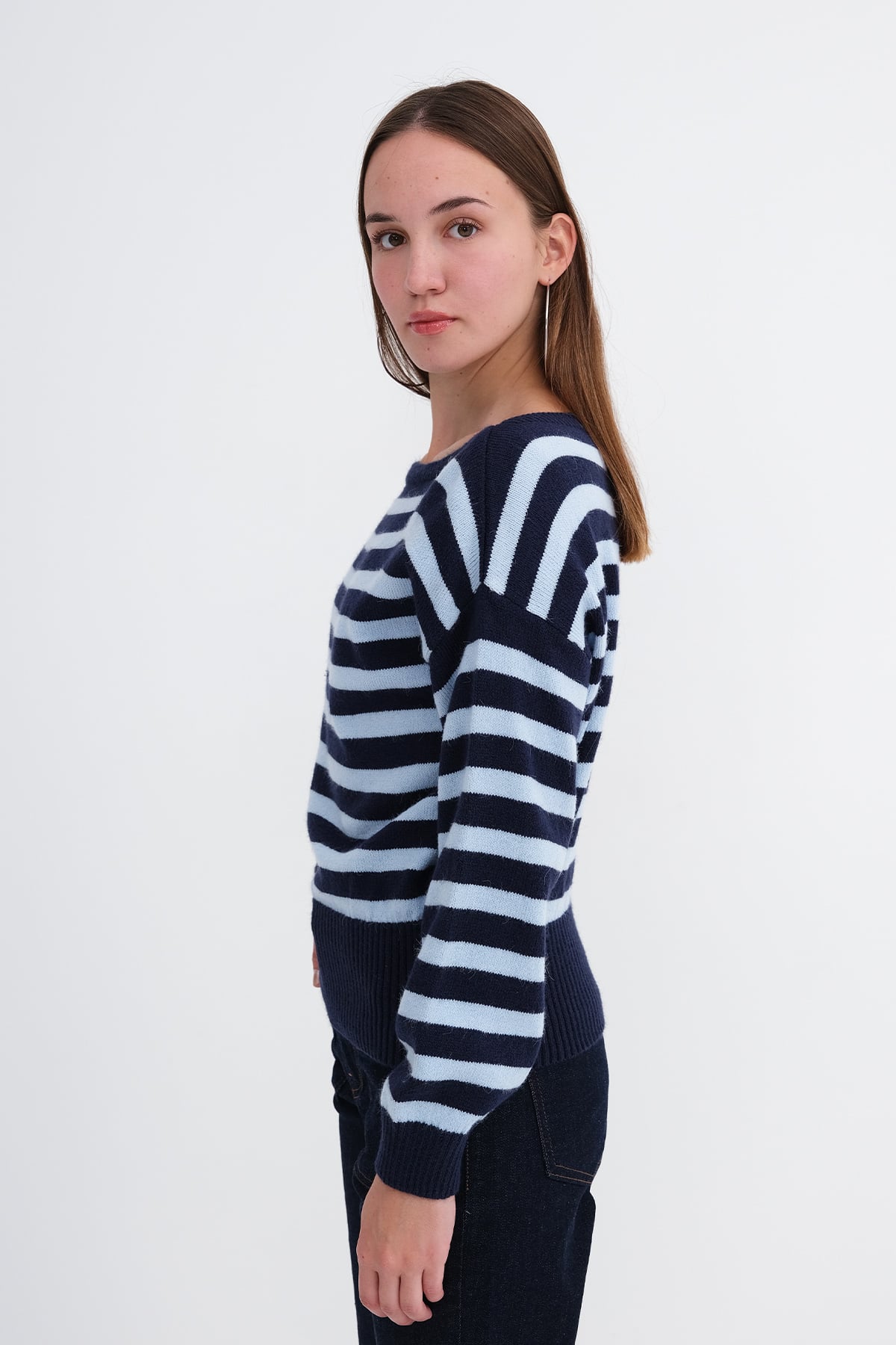 B.Blue-Night-Blue_Boat-Neck-Striped-Knit-Sweater-addax