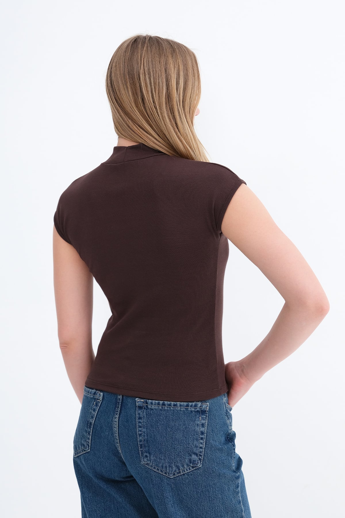 Bitter-Coffee_T-Shirt-addax