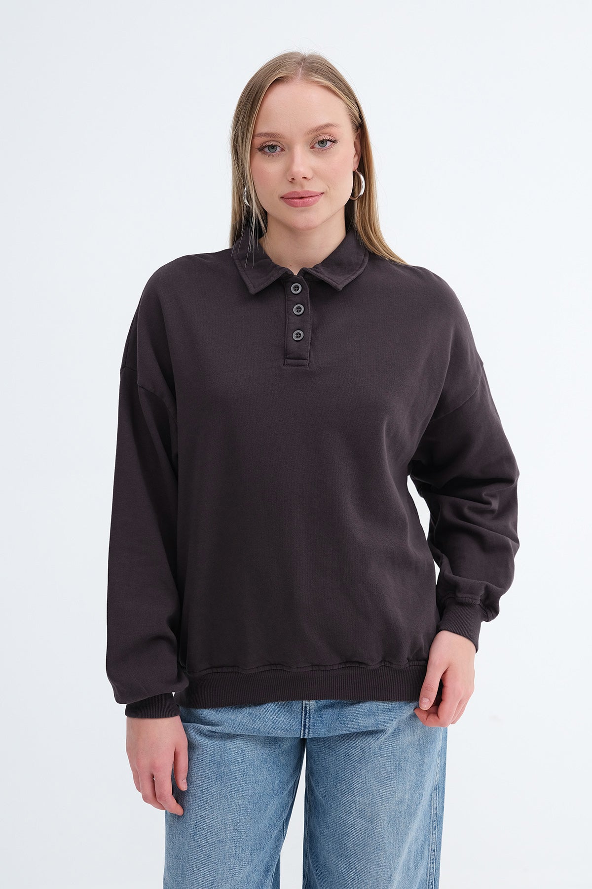 Soft-Brown_Polo-Neck-Long-Sleeve-T-shirt-addax