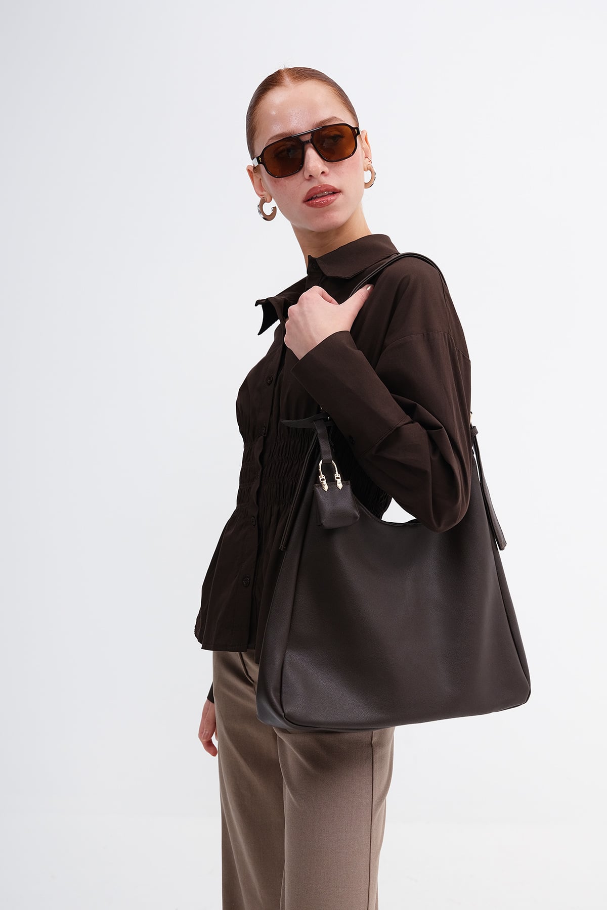 Brown_Hand-and-Shoulder-Bag-with-Charms-addax