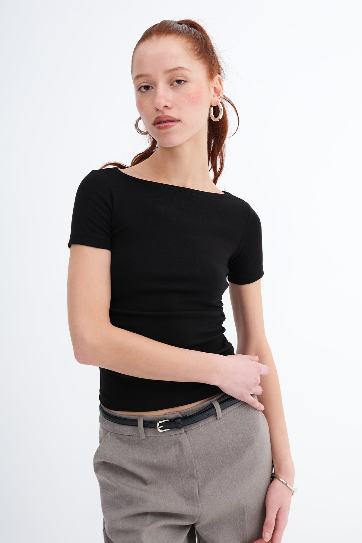 Black_Side-Ruched-Modal-Basic T-Shirt-addax