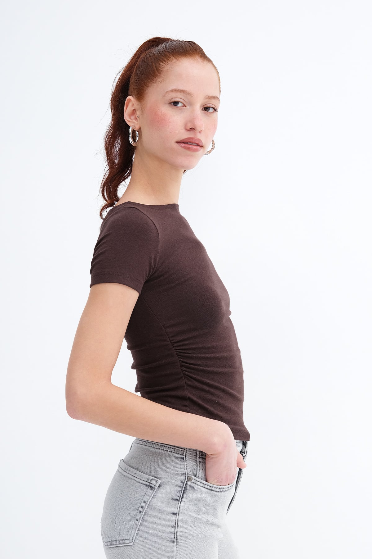 Brown_Side-Ruched-Modal-Basic T-Shirt-addax