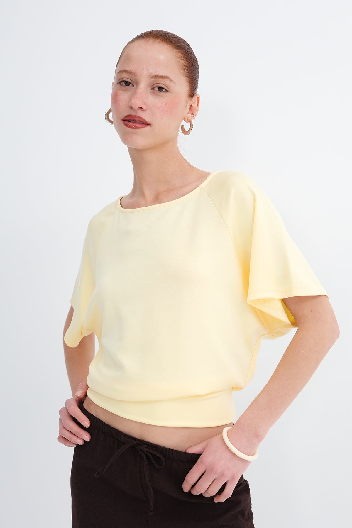 Yellow_Boat-Neck-Basic-T-Shirt-addax