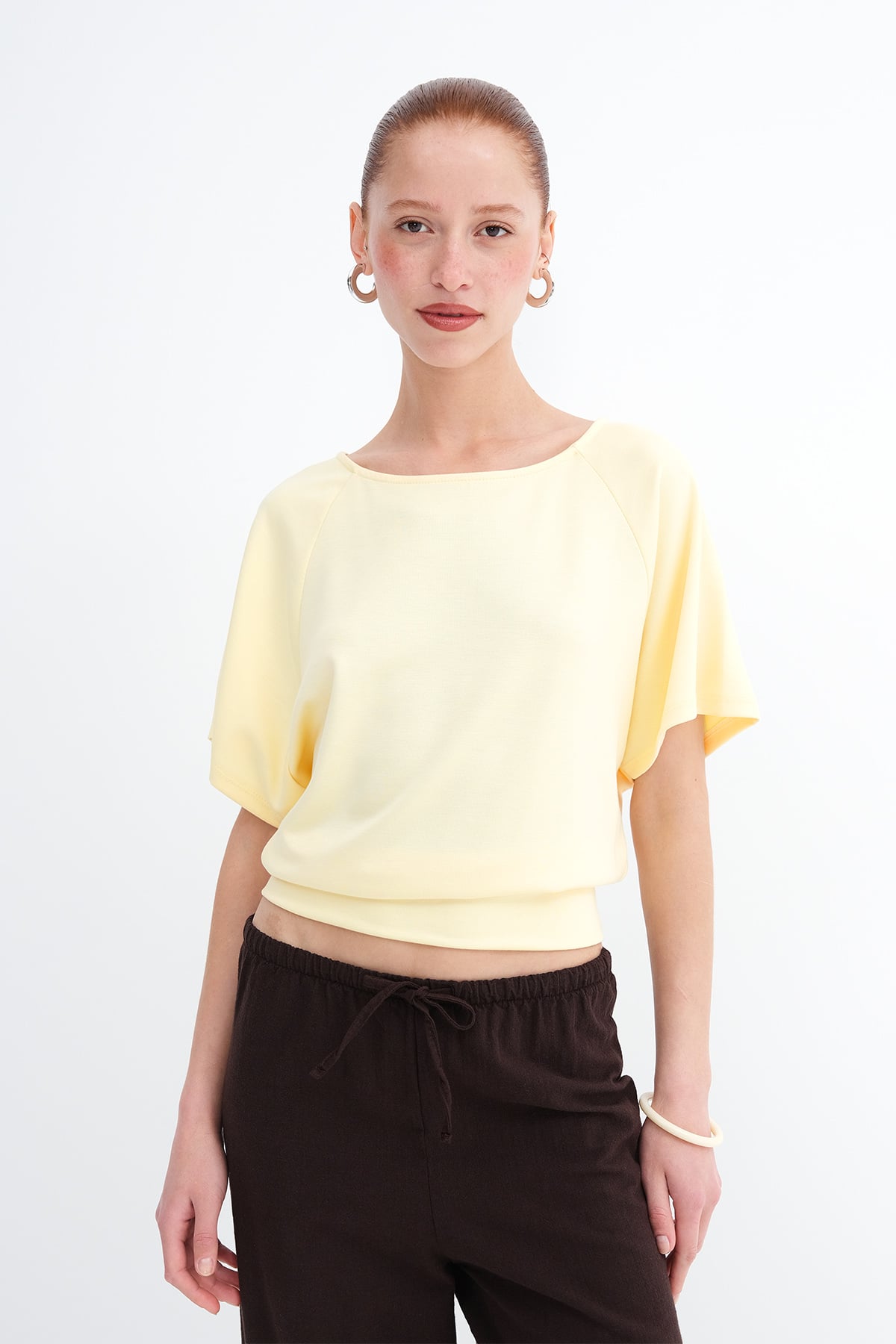 Yellow_Boat-Neck-Basic-T-Shirt-addax