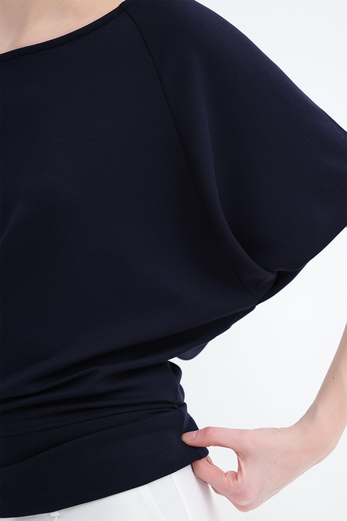 Night-Blue_Boat-Neck-Basic-T-Shirt-addax