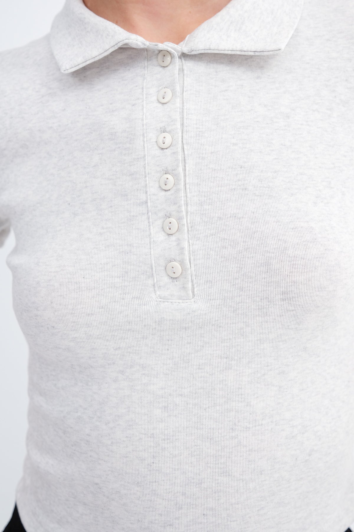Snow-Melange_Polo-Neck-Buttoned-T-shirt-addax