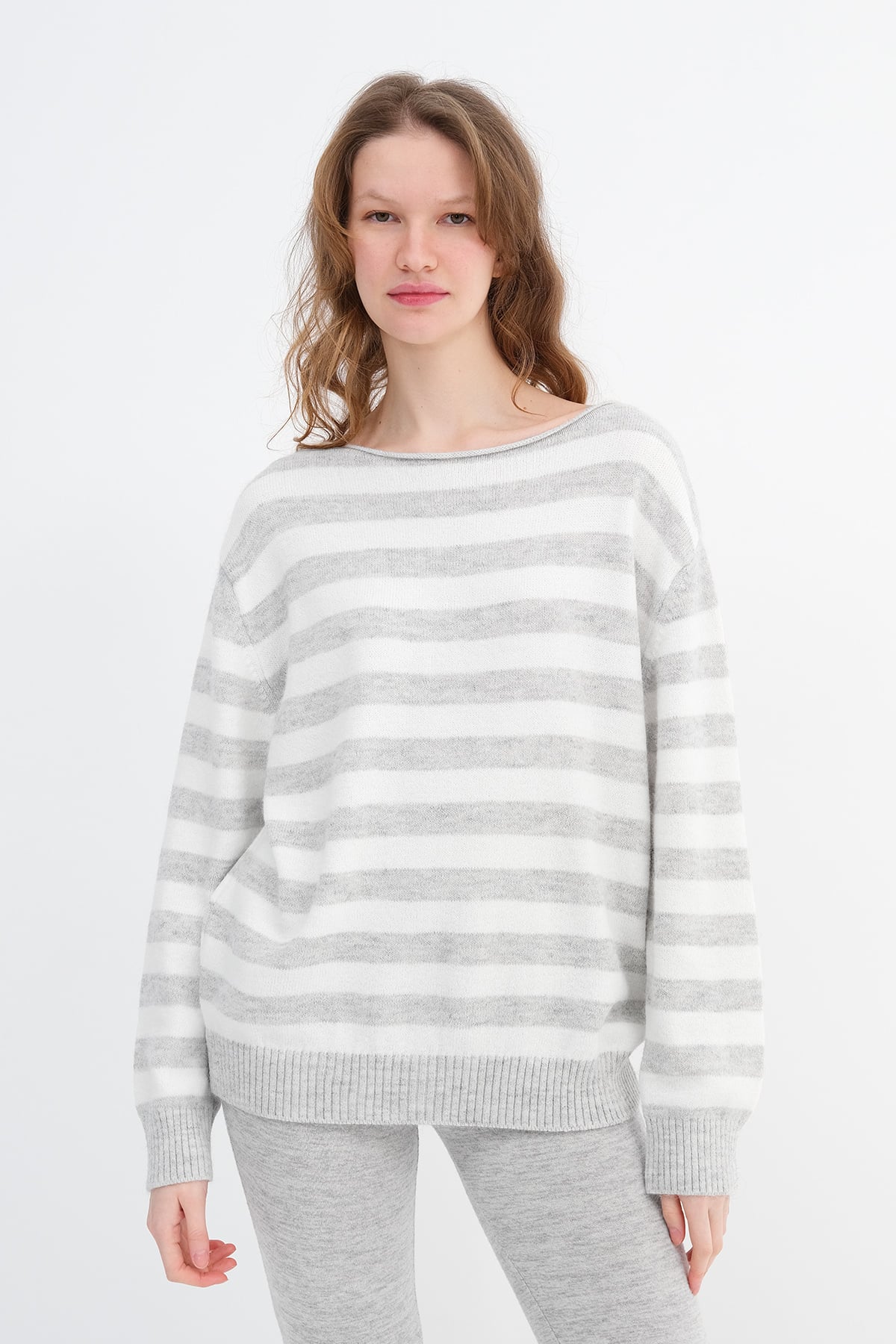 Snow-Melange-Ecru_Boat-Neck-Striped-Knit-Sweater-addax
