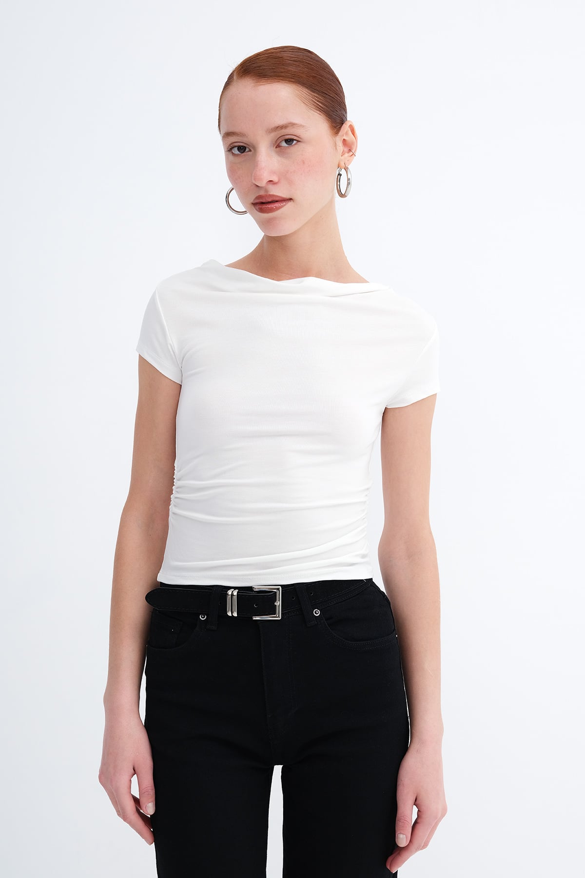 Ecru_Boat-Neck-Ruched-Side-T-shirt-addax