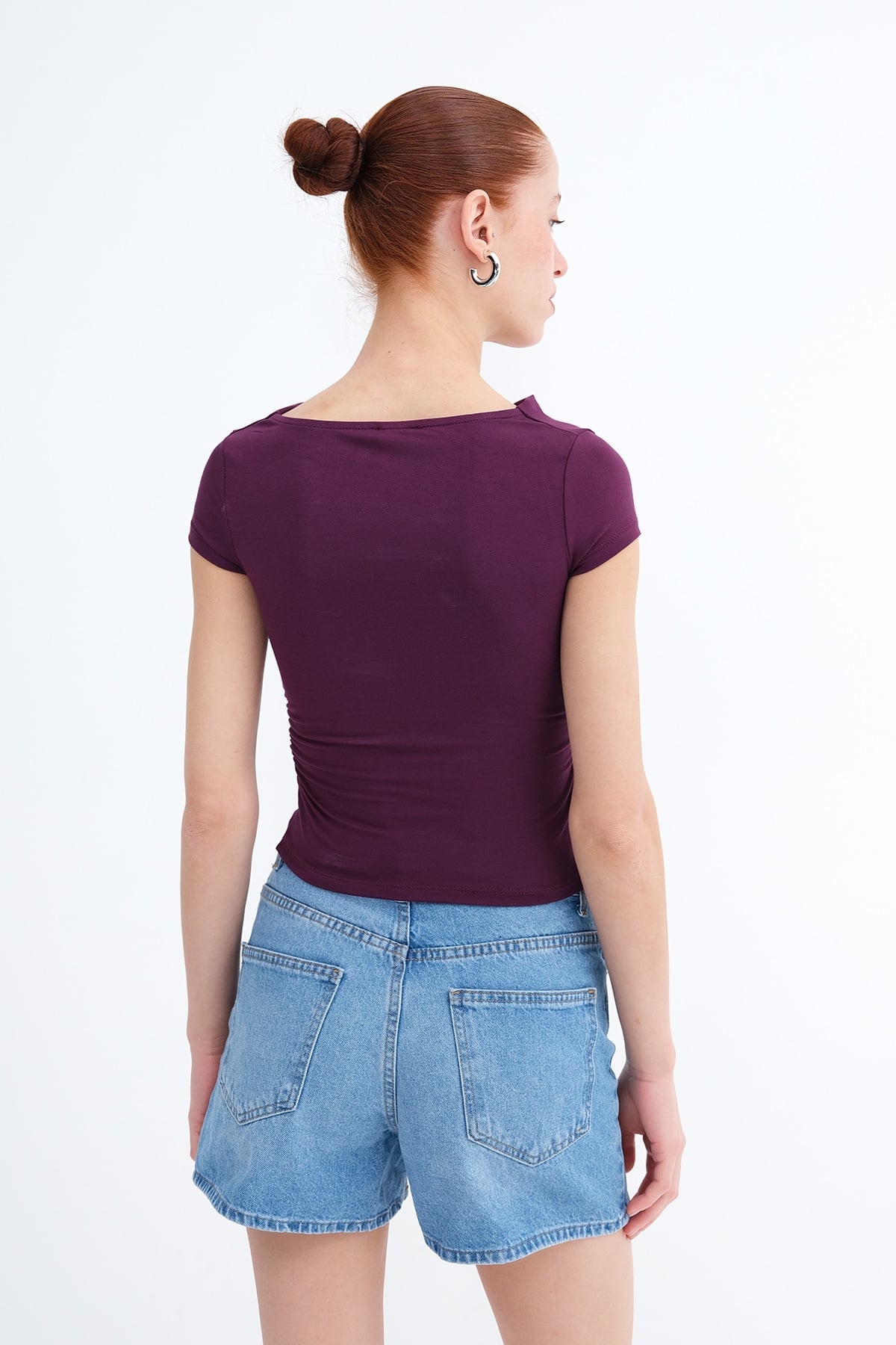 Gardenia_Boat-Neck-Ruched-Side-T-shirt-addax