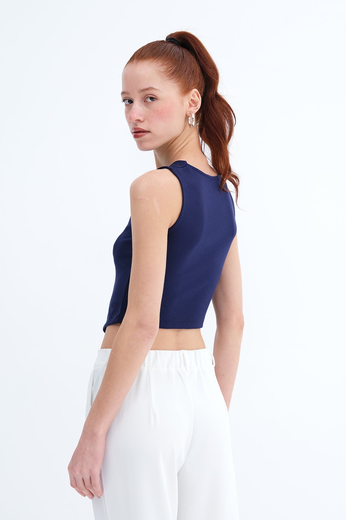 Night-Blue_Crew-Neck-Buttoned-Vest-addax