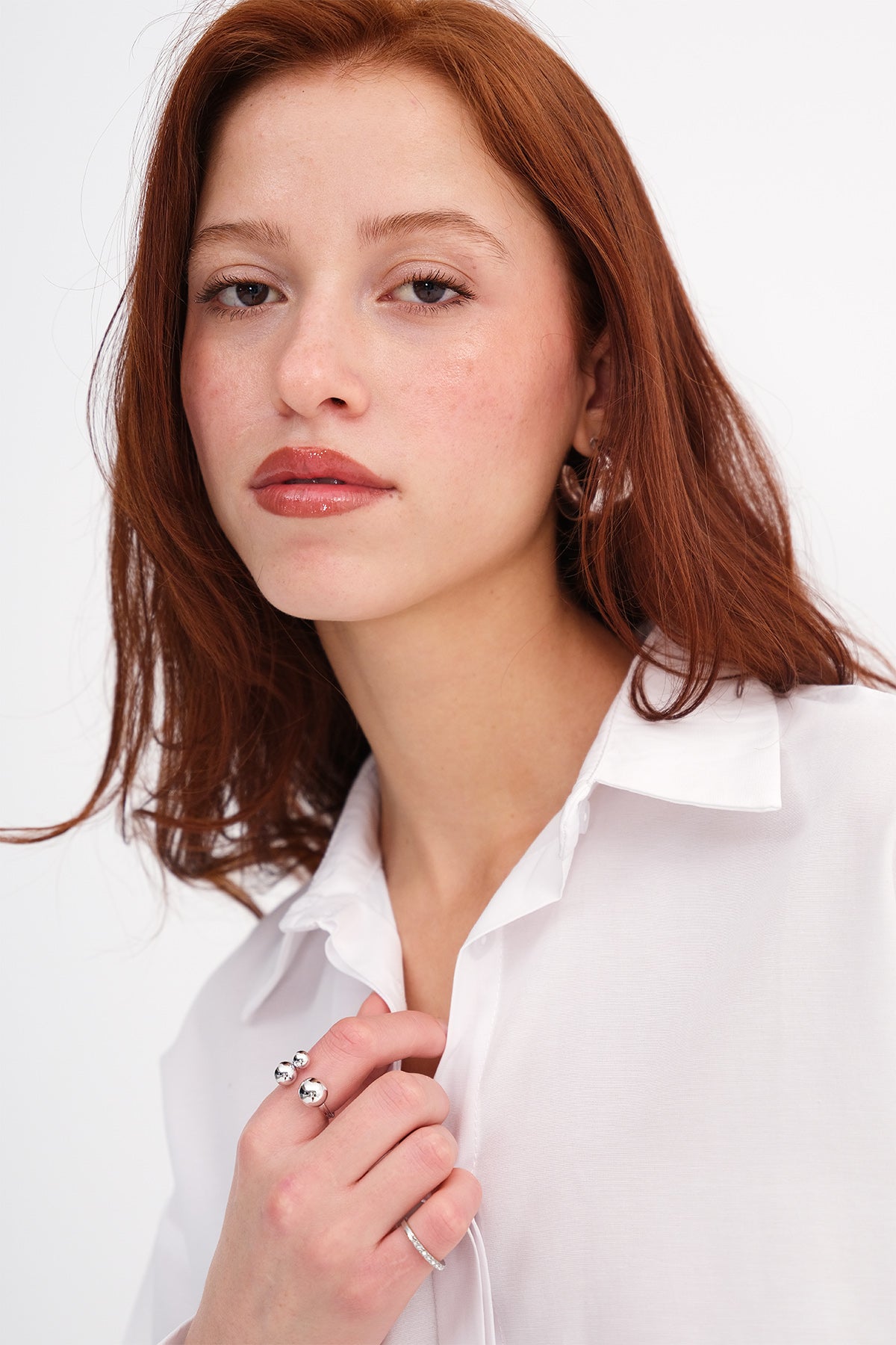 White_Long-Sleeve-Button-Up-Shirt-addax