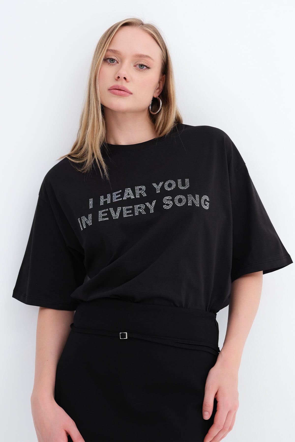 Black_Crew-Neck-Stone-Embellished-T-shirt-addax