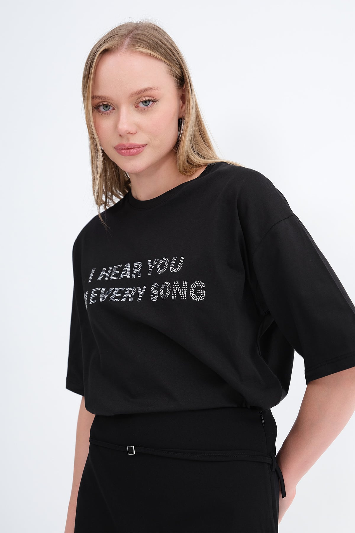 Black_Crew-Neck-Stone-Embellished-T-shirt-addax