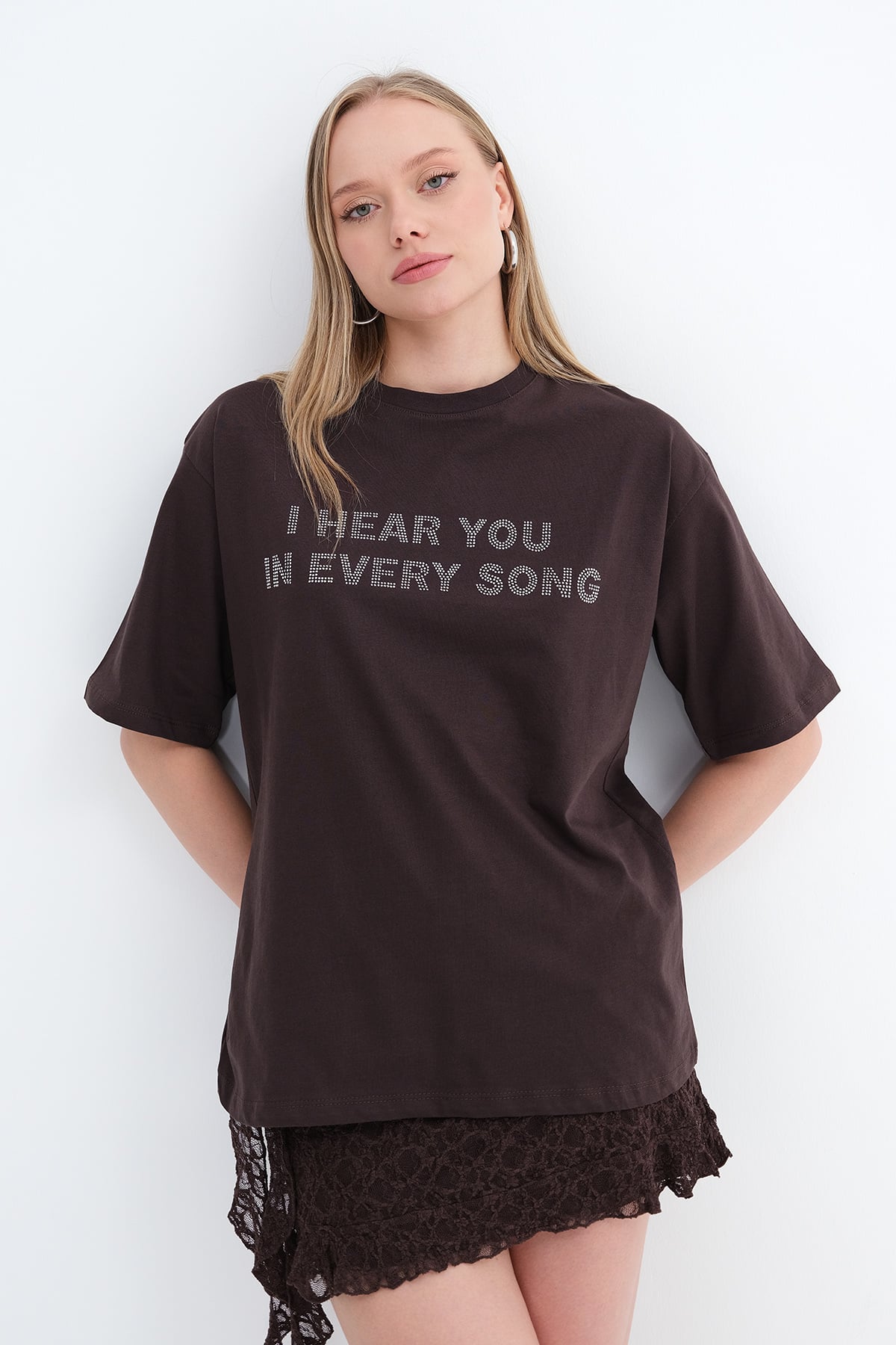 Bitter-Coffee_Crew-Neck-Stone-Embellished-T-shirt-addax