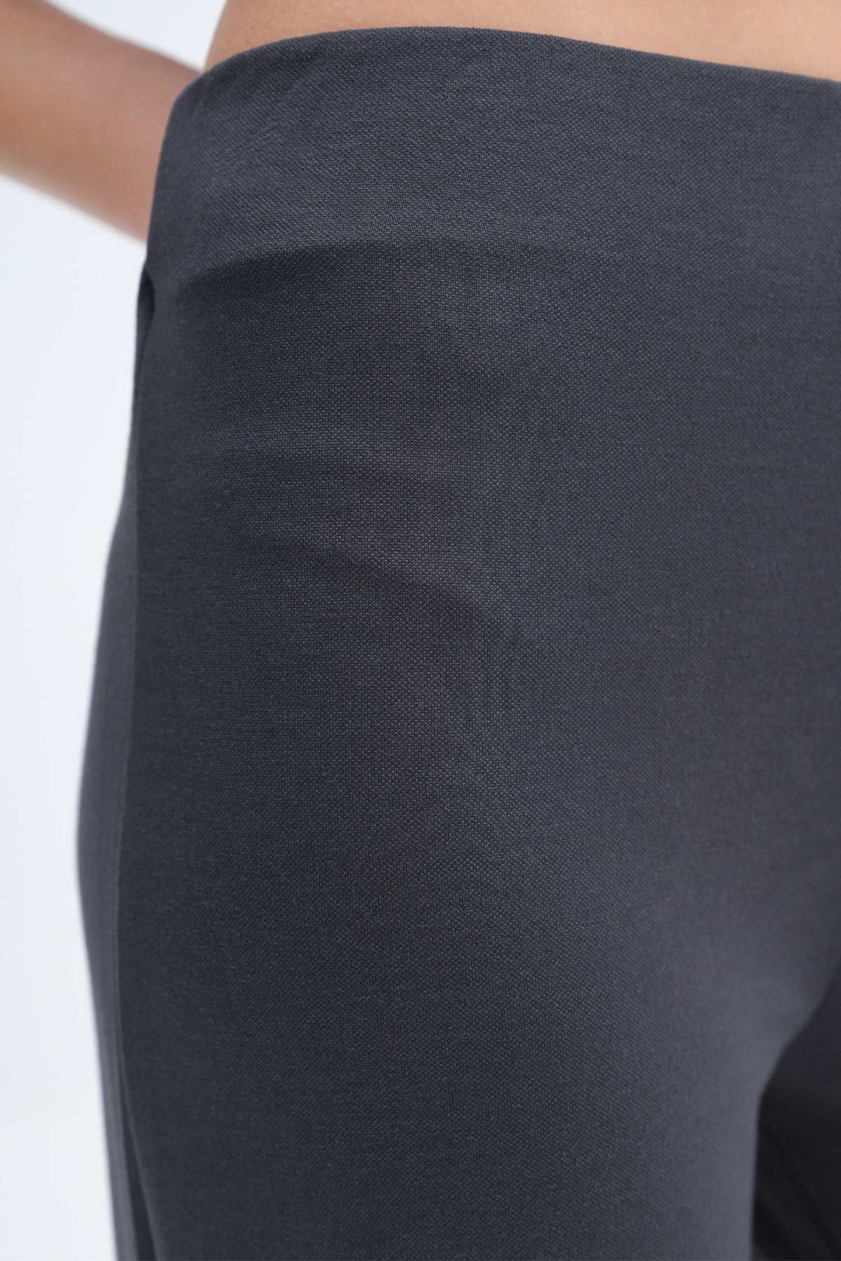 Charcoal_Elastic-Waist-Pants-addax