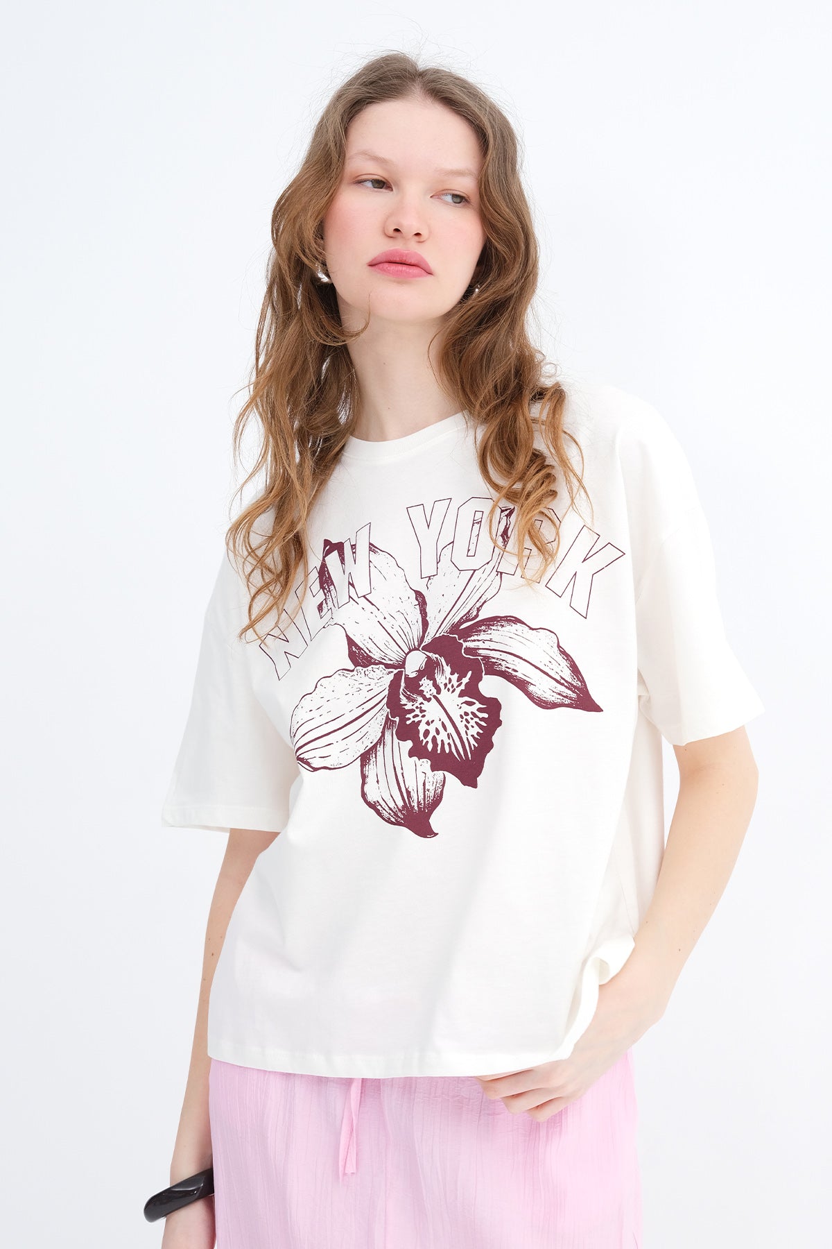 Ecru_Floral-Print-T-shirt-addax