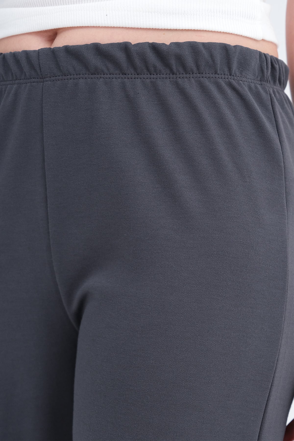 Charcoal_Elastic-Waist-Pants-addax
